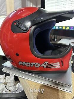 Vintage BELL MOTO 4 FORCE FLOW Motocross MX Motorcycle Helmet with Visor Red 7 1/8