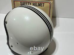 Vintage USA Lear Siegler LSI-4150 White Racing Stripe Motorcycle Helmet, Size XL